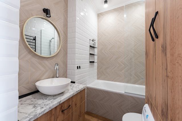 Decorate your bathroom like a spa